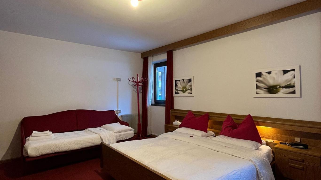 Hotel La Baita Madonna Buitenkant foto